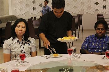 Hotel Jakarta Макасар Екстериор снимка